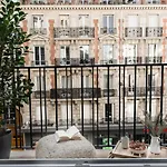 Freila - 2 chambres à Batignolles